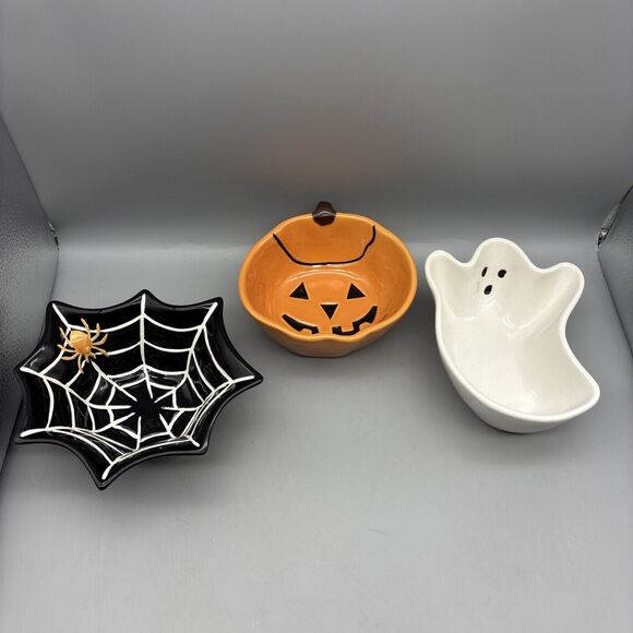 Pottery Barn Halloween Candy Dishes Set of 3 Black Spider Web Pumpkin Ghost